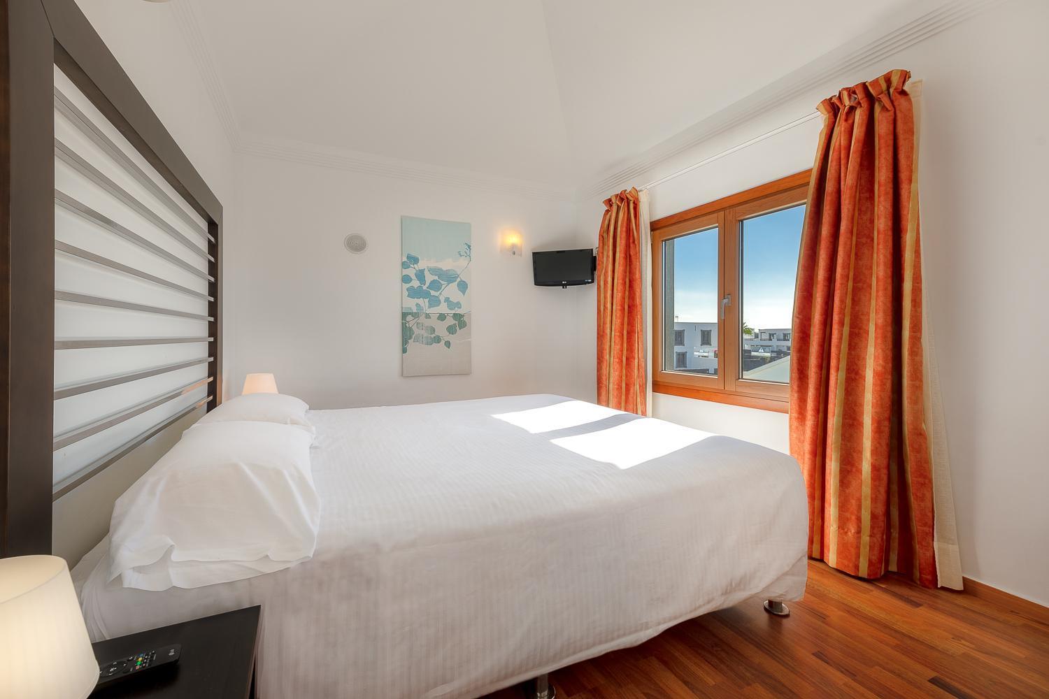 Camelot Holiday Homes By Livvo Playa Blanca  Bagian luar foto